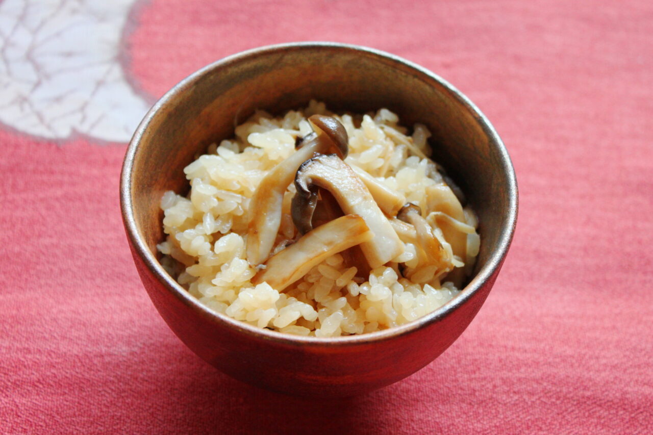 フライパン ストア 炊き込みご飯 きのこ