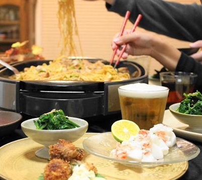 ホットプレートおうち居酒屋風景