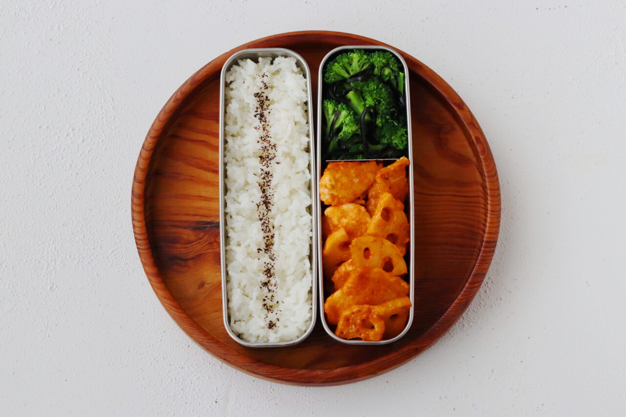 kameyo
2品弁当
鶏ささみとれんこんのマヨケチャップ炒め
ブロッコリーの塩昆布バター
