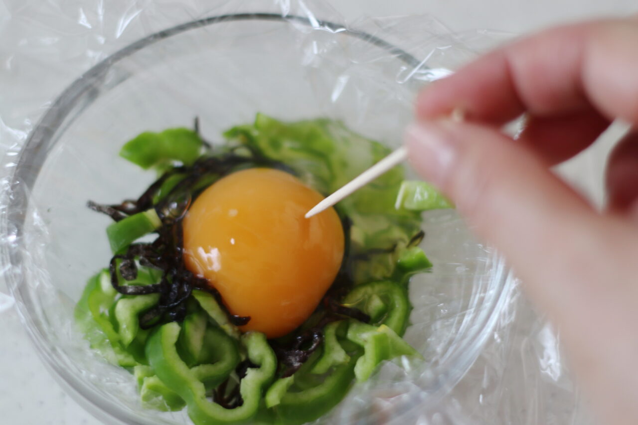 かめ代。
kameyobento
2品弁当連載
塩サバのレモン醤油
レンジピーマン卵