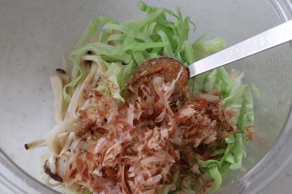 かめ代
2品弁当