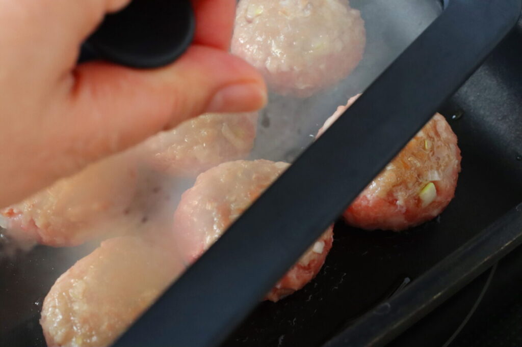 かめ代
2品弁当