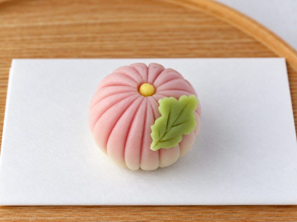 お月見の練り切り