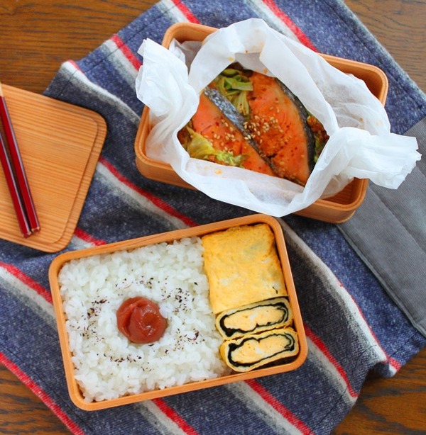 ちゃんちゃん焼きと「のり卵」のお弁当