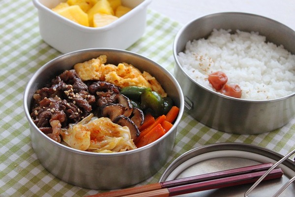 肉野菜炒めのお弁当