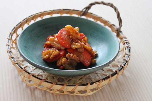 ブログくるみとにんじんのカレーキンピラ皿盛り